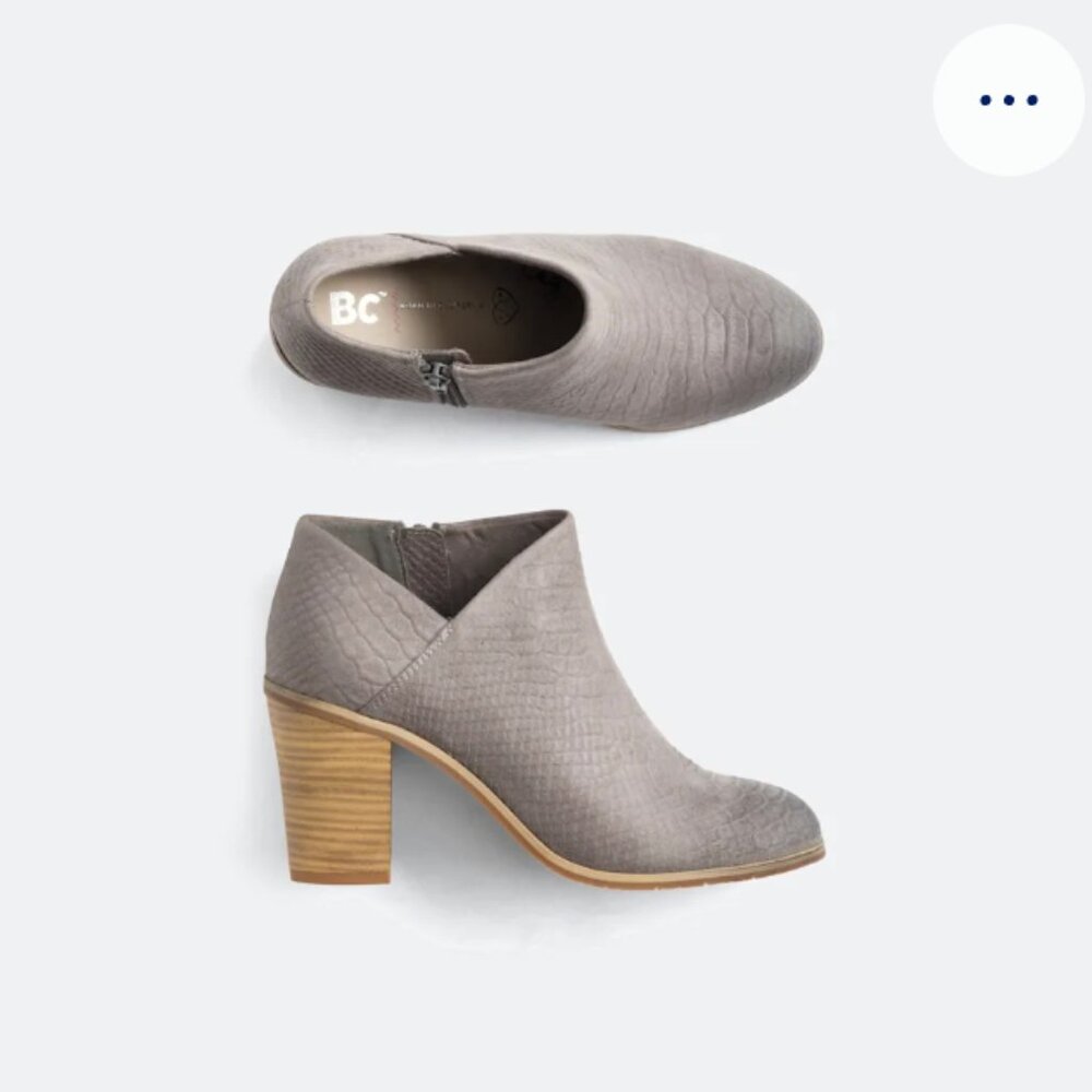 Comfortable Calculation Bootie, grey faux leather suede